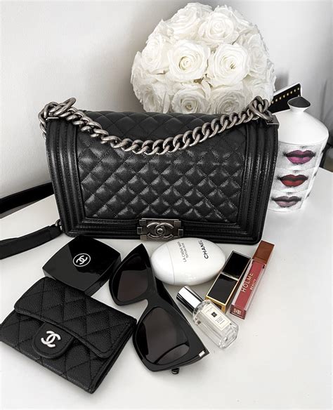 chanel boy flap bag with handle|Chanel boyfriend bag small.